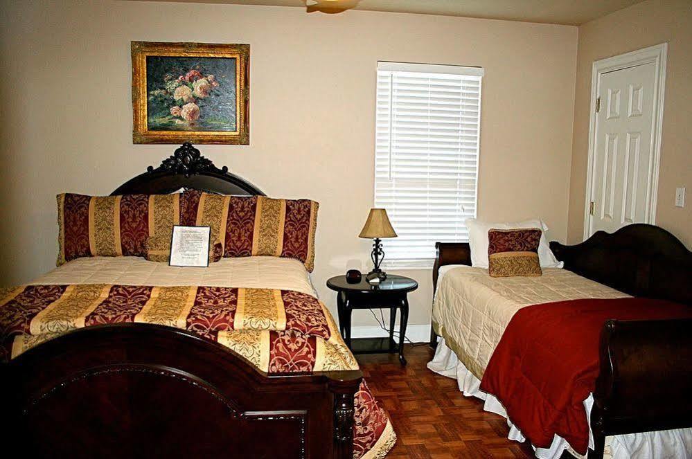 Davis Mountains Inn (Adults Only) Fort Davis Bagian luar foto